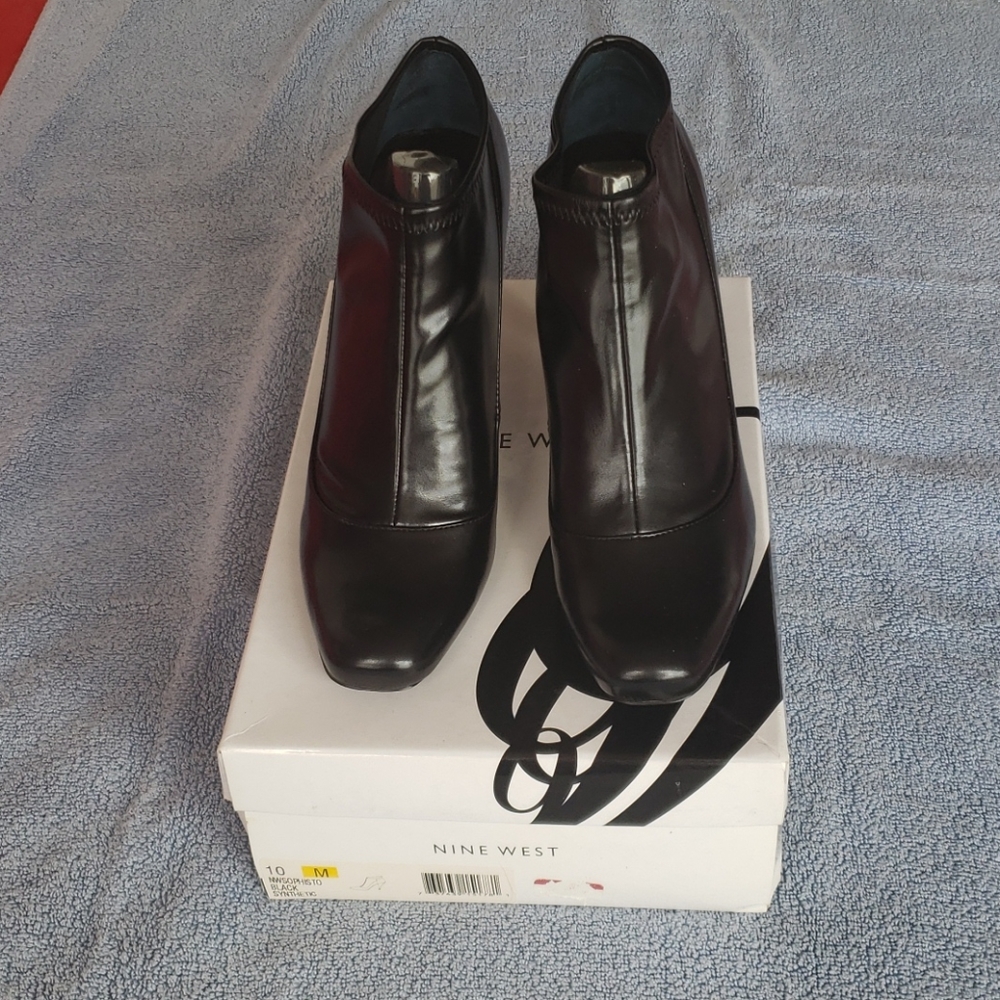 Nine West NWSophisto Black Bootie Size 10